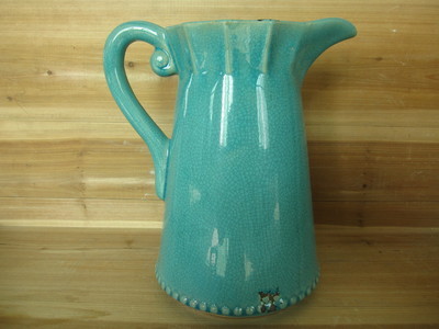 庫存陶瓷花插 潮州工藝品的實(shí)用與美學(xué)融合